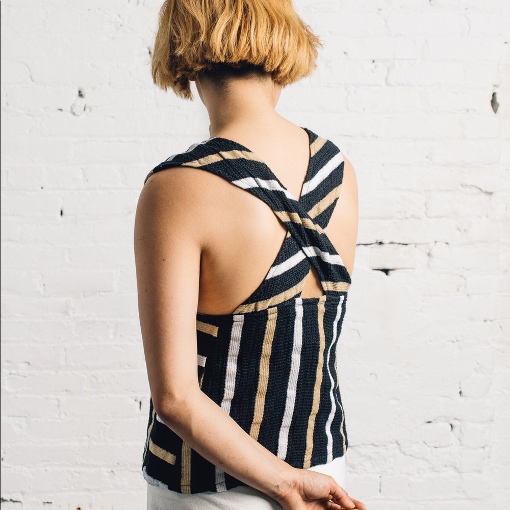 Ace & Jig Hot Cross Tank Archive